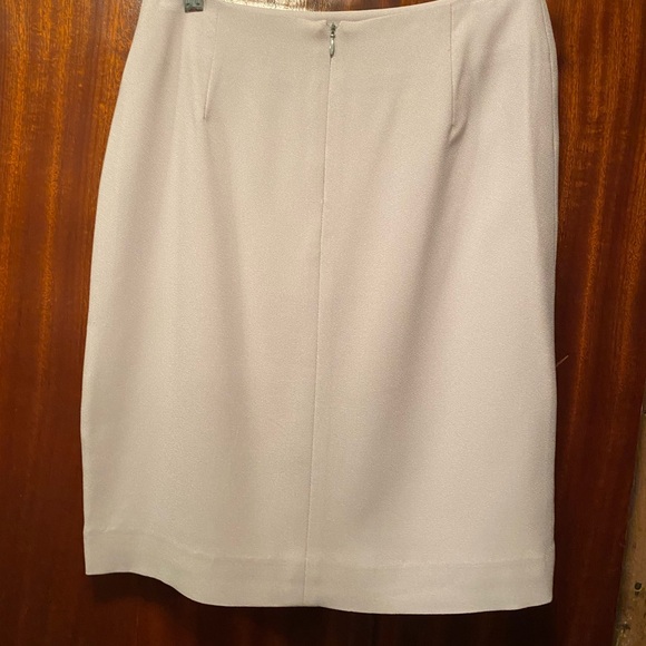 Vintage Gray Skirt - Picture 2 of 4